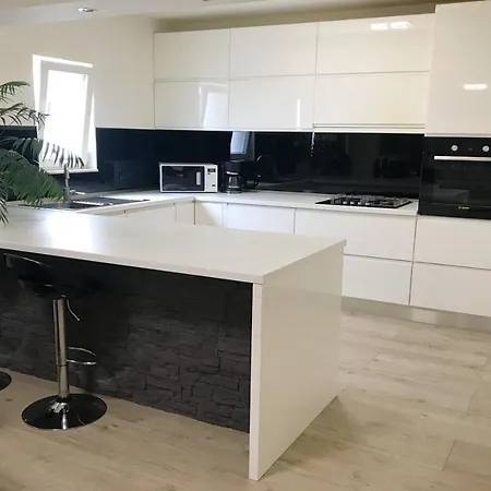 Three Bedroom With Pool Stiv *