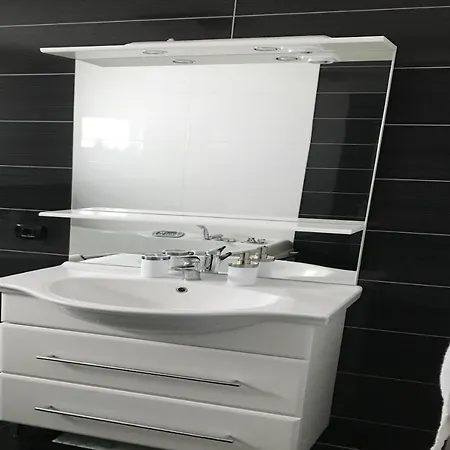 Three Bedroom With Pool Stiv Solin